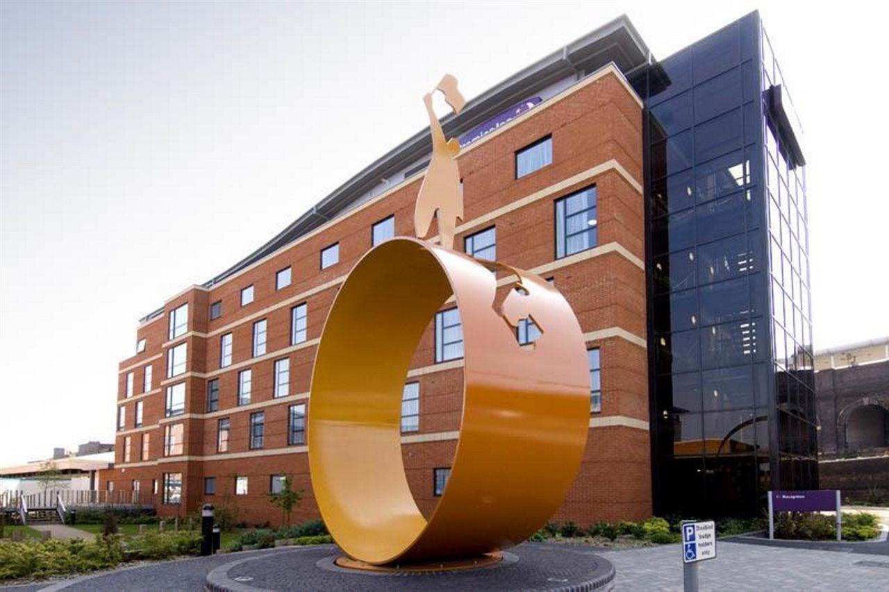 Premier Inn Wolverhampton City Centre Buitenkant foto