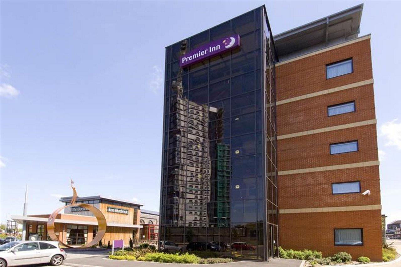 Premier Inn Wolverhampton City Centre Buitenkant foto